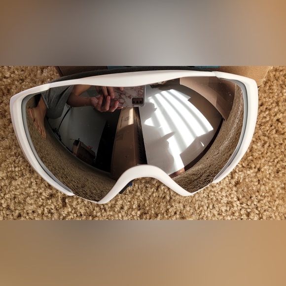 NWT OutdoorMaster Ski Goggles with Cover Snowboard OTG Anti-Fog for Men Women - Picture 3 of 13